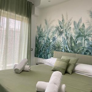 Camera grande con letto king size